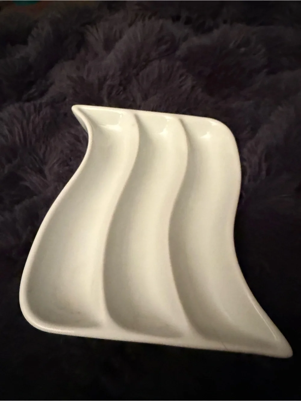 Crate&Barrel White Wavy Appetizer Dish